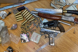 Công an Hà Nội bắt giữ ổ nhóm ma túy, thu giữ nhiều súng đạn quân dụng