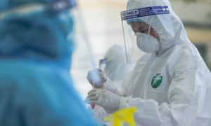 Sáng 18/7, cả nước ghi nhận thêm 2.472 bệnh nhân COVID-19