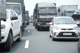 Hà Nội cấp thẻ nhận diện phương tiện ưu tiên, giảm ùn tắc tại 22 chốt kiểm dịch