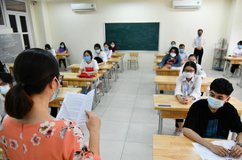 Cười ra nước mắt với thí sinh viết ‘Sóng’ ra đời khi Xuân Quỳnh đi du thuyền