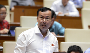 Thứ trưởng Lê Tấn Tới đắc cử Chủ nhiệm Ủy ban Quốc phòng và An ninh