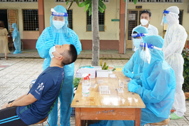 Chiều 24/7, cả nước thêm 3.977 ca COVID-19