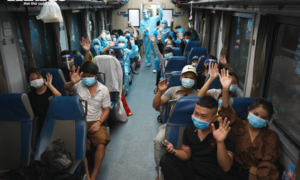 Chuyến tàu đặc biệt, nghĩa tình đưa người Hà Tĩnh rời TP.HCM về quê