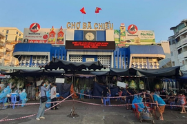 Người dân TP.HCM sẽ được phát thẻ đi chợ 2-3 ngày/lần