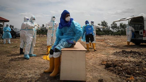 Malaysia vượt mốc 1 triệu ca mắc COVID-19