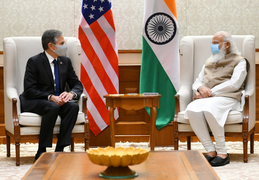 Sang Ấn Độ, Ngoại trưởng Mỹ tặng quà trị giá 25 triệu USD