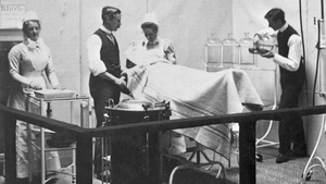 Vị bác sĩ tạo nên ‘ngành công nghiệp’ trộm mộ ở Anh