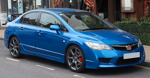 5 ô tô chạy nhanh, giá 'hời' đến khó tin