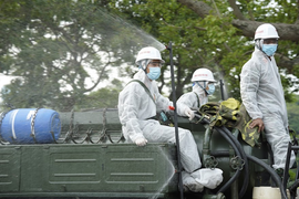 Bộ Y tế yêu cầu không phun khử khuẩn ngoài trời 