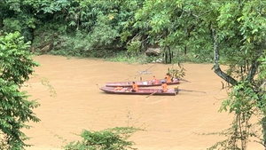 Lào Cai: Mưa lũ khiến 120 nhà dân bị tốc mái, 2 người chết và mất tích