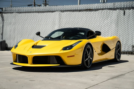 Ferrari LaFerrari sau 6 năm sử dụng vẫn được rao bán gần 100 tỷ đồng