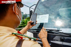 Cán bộ ‘bán’ hồ sơ xe ‘luồng xanh’ bị khởi tố: Tổng cục Đường bộ xin lỗi