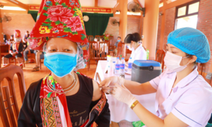 TP Móng Cái đã tiêm vaccine COVID-19 cho 31% dân số 