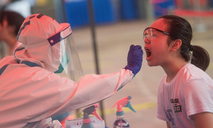 Vũ Hán bùng dịch sau hơn 1 năm 'sạch' COVID-19