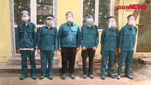 Hà Nội: 6 thiếu niên giả dân quân tự vệ chống dịch để lấy tiền của dân khai gì?