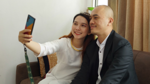 Video: Độc đáo lễ cưới online với 30 người ở 3 miền tham dự