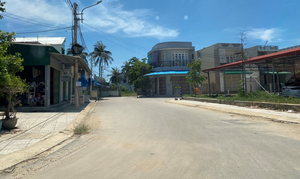 12.000 dân ở vùng tâm dịch Quảng Ngãi không ra khỏi nhà sau 18h