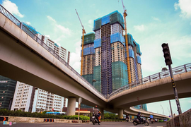 Nở rộ trái phiếu bất động sản đảm bảo bằng cổ phiếu: Khách hàng nên thận trọng