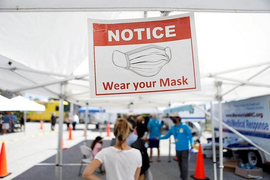 Mâu thuẫn giữa Nhà Trắng và CDC khiến cuộc chiến chống Delta ở Mỹ càng thêm khó