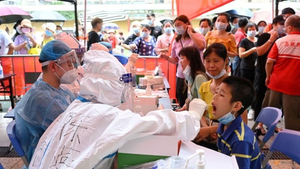 Trung Quốc ghi nhận 124 ca mắc COVID-19 trong ngày, cao nhất từ tháng 1