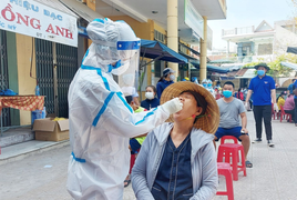 Đà Nẵng cảnh cáo, giáng chức Phó chánh Văn phòng Đoàn ĐBQH tát nữ nhân viên y tế