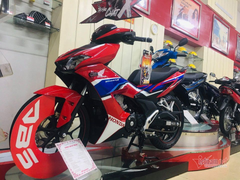 Xe máy giảm sâu trên chục triệu 'chống ế' đầu tháng Ngâu