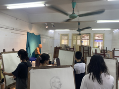 Đại học Kiến trúc Hà Nội quyết định thi năng khiếu online