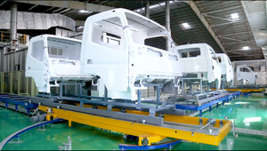 Khám phá xe tiêm chủng vaccine COID-19 lưu động 'có một không hai' tại Việt Nam