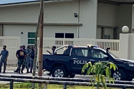 Quân nhân Malaysia xả súng giết 3 đồng đội rồi tự sát