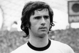 Huyền thoại Gerd Muller qua đời 