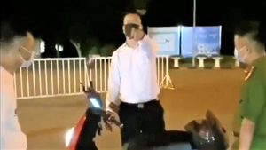 Người xưng 'tao là VTV' định thông chốt kiểm dịch có thể bị xử lý thế nào?