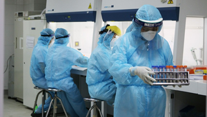 Chiều 19/8, Hà Nội thêm 20 người nhiễm SARS-CoV-2, có 6 nhân viên Viettel Post