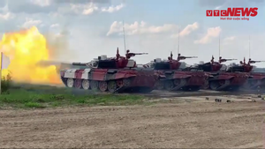 Video: Đội xe tăng T-72B3 Việt Nam bắn thử pháo tại giải Army Games 2021