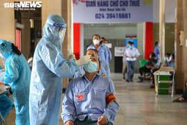 Các địa phương giãn cách xã hội phải hoàn thành xét nghiệm toàn dân trước 15/9