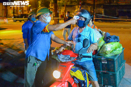 Hà Nội: Chợ đầu mối phía Nam ngày đầu tiên mở cửa trở lại sau phong toả