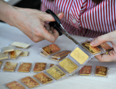 Mua vàng lỗ ngay 2,5 triệu đồng/lượng