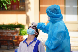 Người dân trong 'vùng đỏ, cam' ở TP.HCM sẽ hoàn tất xét nghiệm trong 3 ngày