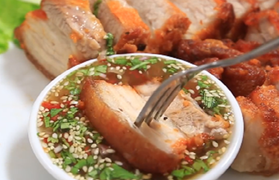 Thịt chiên mắm kiểu Thái dễ làm, ngon khó cưỡng