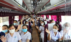 152 cán bộ y tế Hà Tĩnh hỗ trợ Nghệ An chống dịch