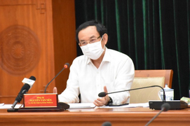 Bí thư TP.HCM: Người tiêm vaccine có quyền lợi hơn khi mở cửa trở lại