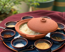 Ẩm thực Việt: Cơm muối - Món 'sơn trân hải vị' ở xứ Huế, có tiền cũng khó mà ăn