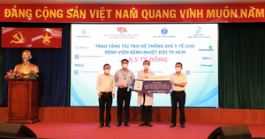 Thêm hệ thống Oxy cho gần 400 giường điều trị COVID-19 tại BV Nhiệt đới TP.HCM