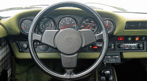 Nội thất ô tô thay đổi chóng mặt sau 40 năm