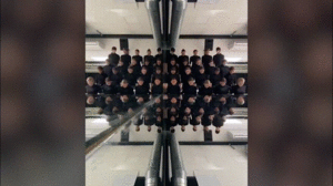 Video: Độc đáo màn biểu diễn vũ đạo qua gương ở Pháp