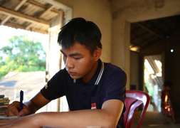 Nam sinh nghèo đạt 28,25 điểm: Nếu không đỗ trường quân sự, em sẽ nghỉ học