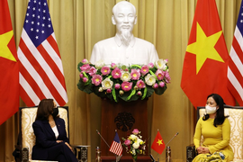 Bà Kamala Harris đăng video thăm Việt Nam