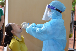 Tiếp xúc với cô giáo là F0, 2 học sinh ở Thanh Hoá dương tính SARS-CoV-2