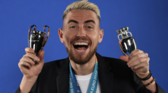 Jorginho đoạt giải cầu thủ hay nhất của UEFA