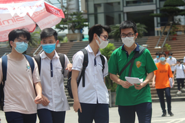 Thay đổi nguyện vọng xét tuyển đại học, thí sinh lưu ý tránh 'bẫy' điểm sàn