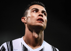 Ronaldo đòi rời Juventus, chuẩn bị tới Man City